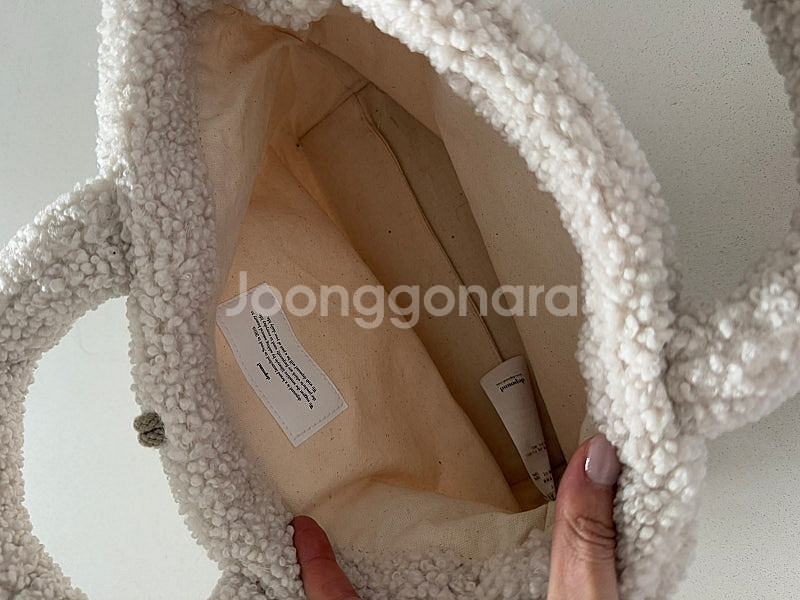 드파운드 푸들백 토트 아이보리--3