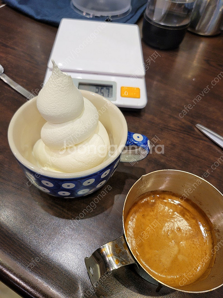 소프트 아이스크림 머신 아이스트로 국산 230만원 중고...--2