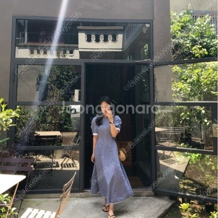 앤유 포지타노 체크 원피스--2