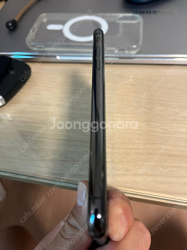 아이폰xs 64기가 카메라 무음--4