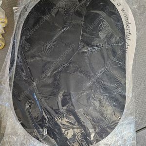 빨아쓰는 규조토 발매트입니다. 펫 식기받침대로도 좋습니다.