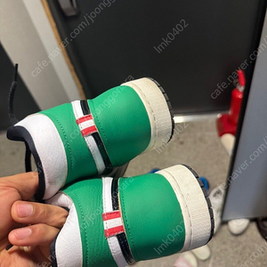 조던 하이 럭키 그린 275