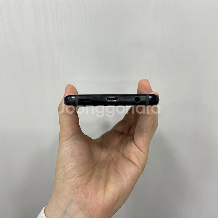 50042 갤럭시S9 64기가 블랙 팝니다 7만원--4