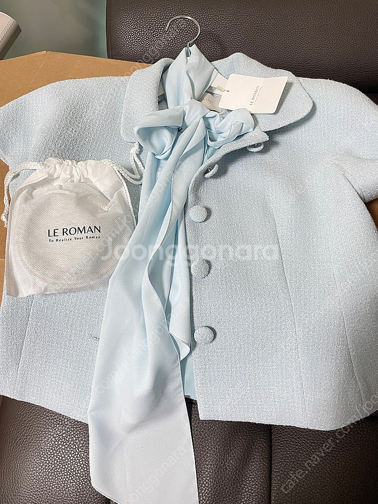 르로망 리본 트위드 슬리브캡 블루 쟈켓 2사이즈 (55) 새상품--0