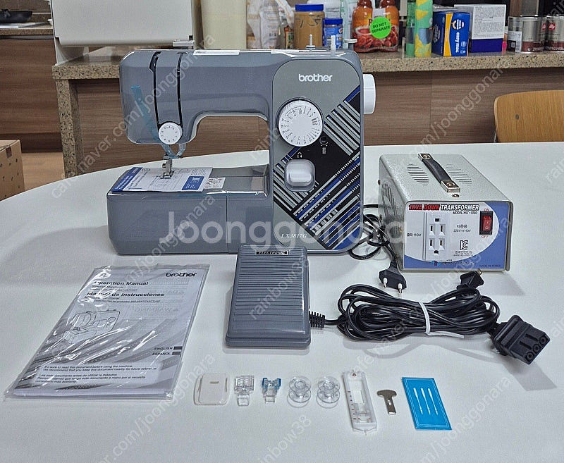 브라더 Intl LX3817g 17스티치 경량 재봉틀 ...--1
