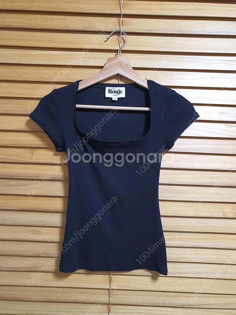 루즈 rouje 후즈 스퀘어넥 슬리브리스 탑--2