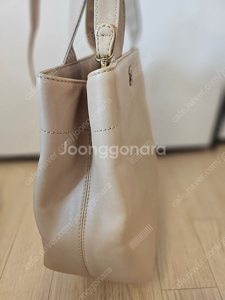 정품 샤넬 턴락 가방--3