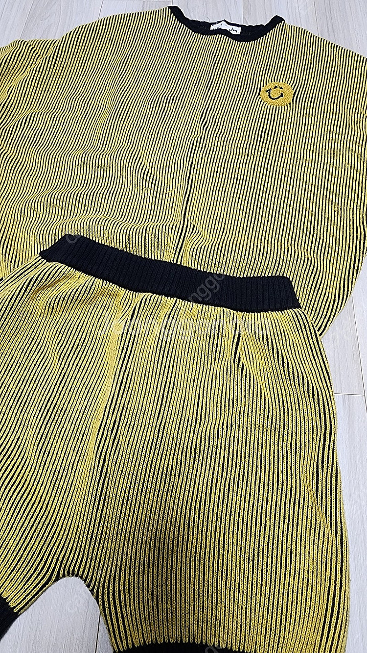 리미떼두두 상하세트 스마일니트L--1