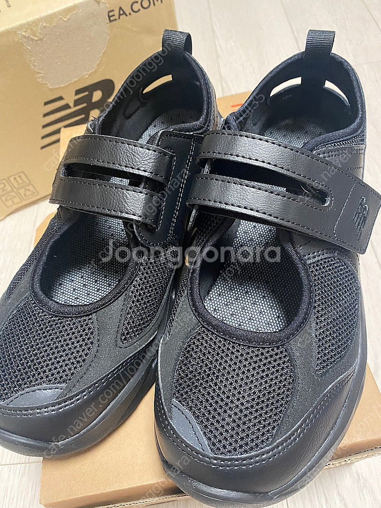 뉴발란스 브리즈 250--0