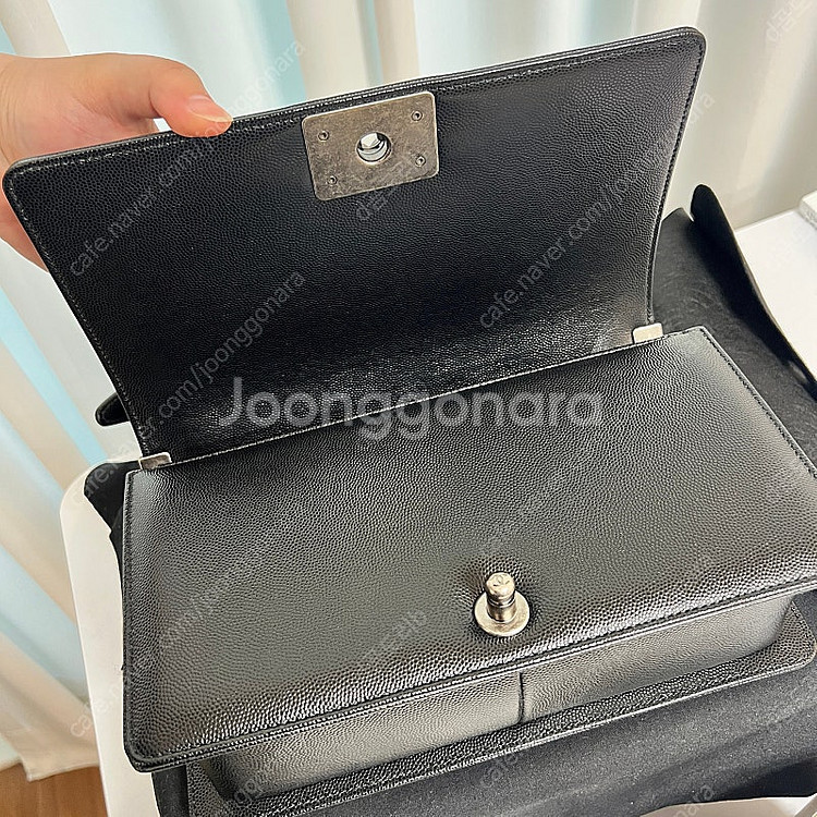 샤넬 보이백 미듐 캐비어은장 빈티지은장--7