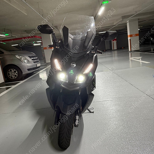 22년식 SYM 크루심 알파 300 스쿠터