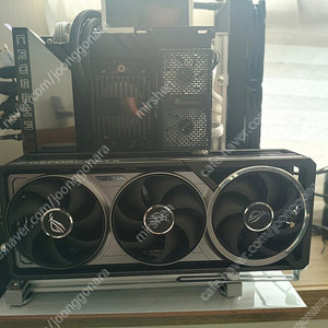 ASUS ROG Astral 5090 팝니다 또는5090fe+100만
