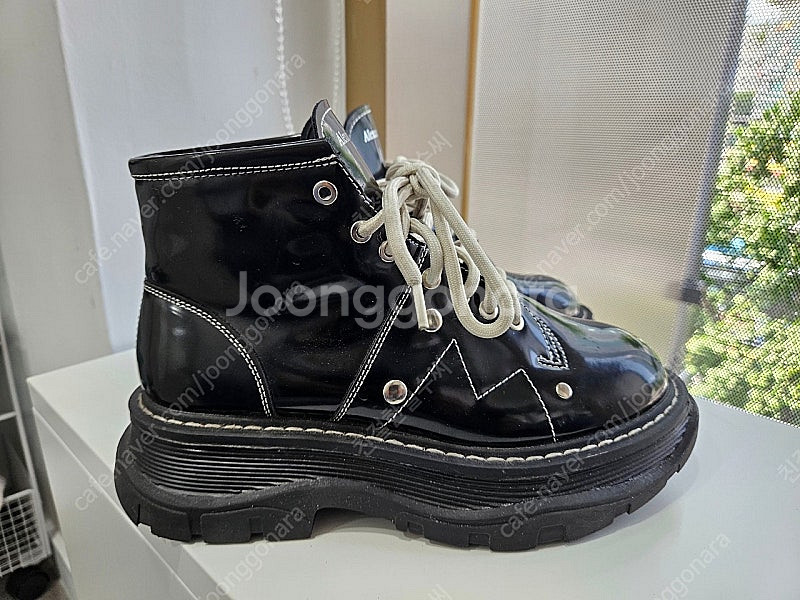 알렉산더 맥퀸 블랙 레더 부츠 37--1