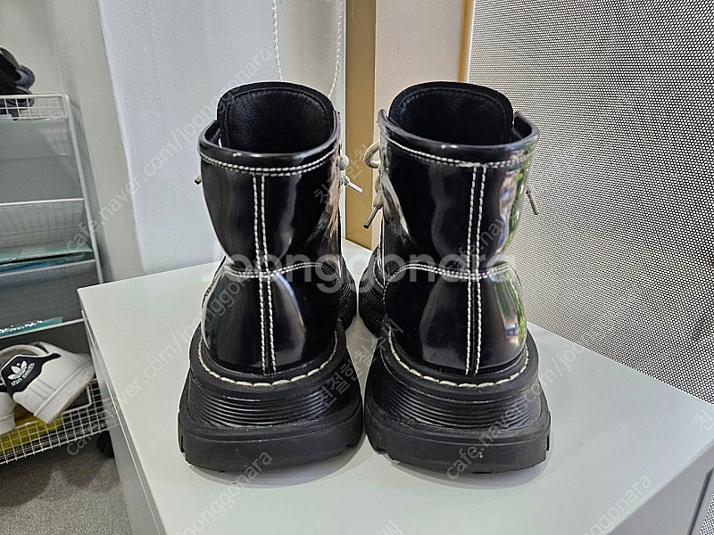 알렉산더 맥퀸 블랙 레더 부츠 37--2