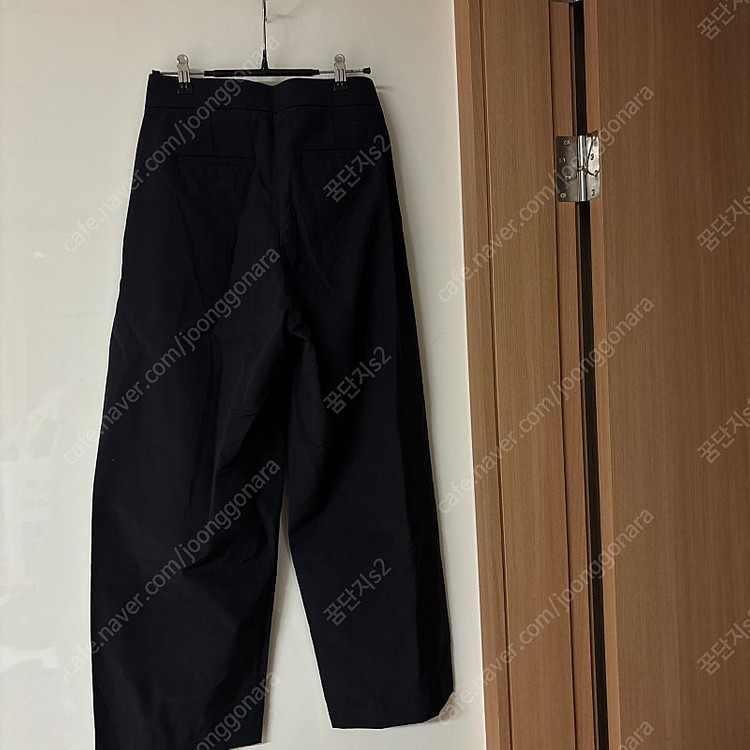 아워코모스 바스락 핀턱 팬츠 바지 와이드 슬랙스 출근룩 하객룩 S 올드머니룩 이미지