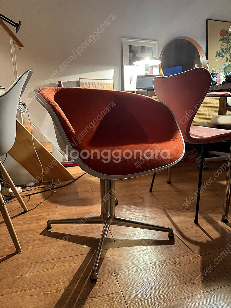 비트라 라폰다 체어 패브릭 임스체어 정품--0