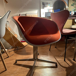 비트라 라폰다 체어 패브릭 임스체어 정품