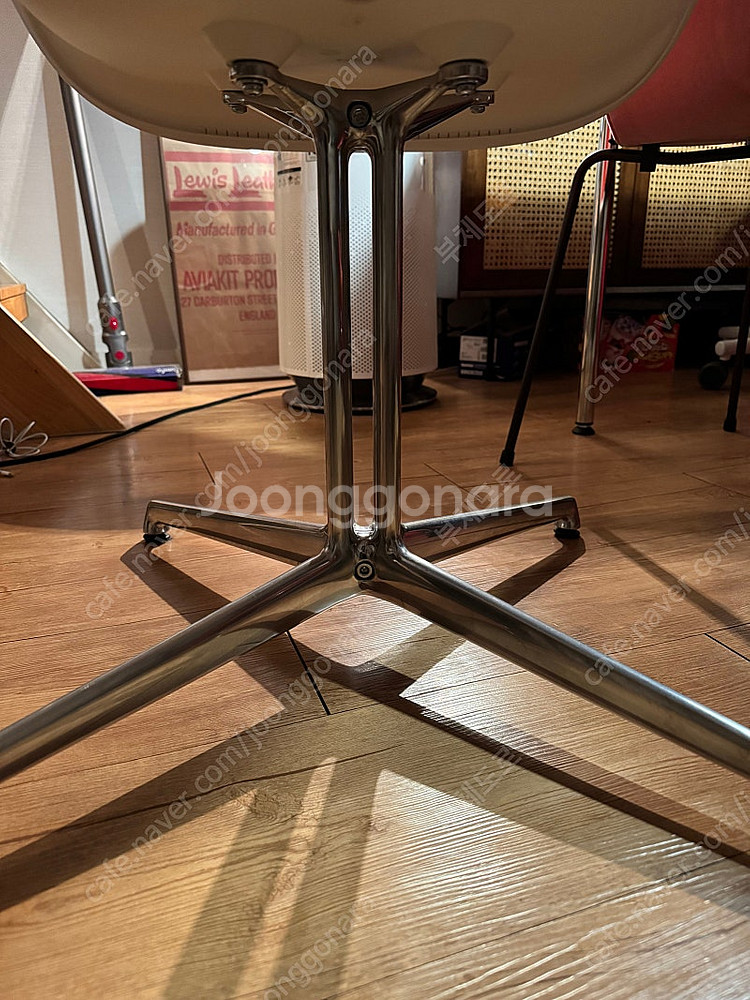 비트라 라폰다 체어 패브릭 임스체어 정품--2