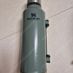 스탠리 클래식 진공 보온병 1.9L