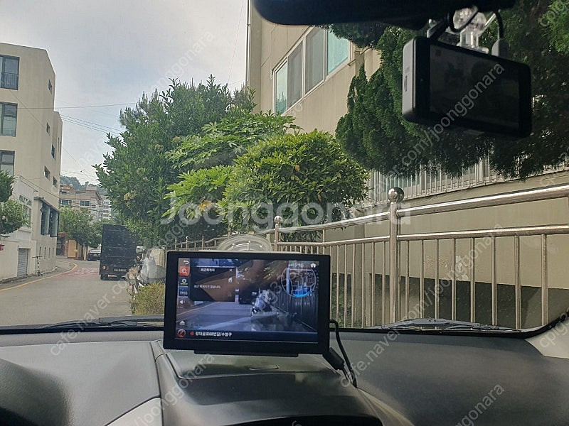 아이나비 X1 대쉬7인치 현실증강(전방카메라포함)--1