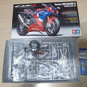 타미야 CBR1000RR-R 바이크 1:12프라모델 + 디테일업 파츠
