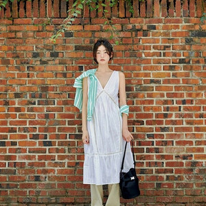 구호 나일론 버킷백