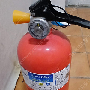 소화기 1.5kg (사용기한:2027년6월) 판매합니다.