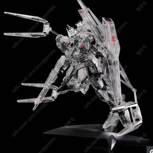 [미개봉 새제품] MG 1/100 ν건담 Ver.Ka [메카니컬 클리어] – 일본 한정판