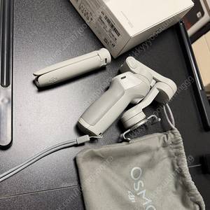 DJI OM 4 SE 짐벌 오즈모짐벌