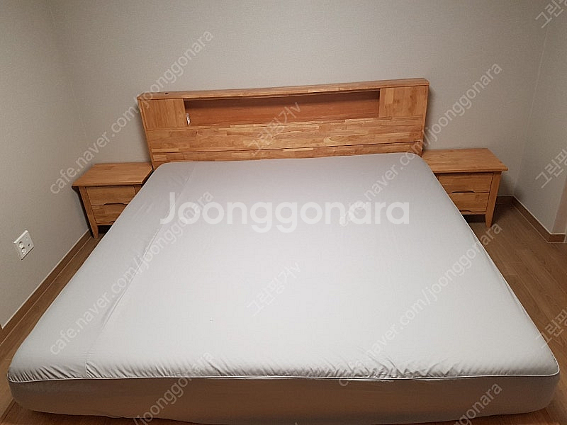 시몬스 뷰티슬립 메모리폼 매트리스 + 원목 프레임--3