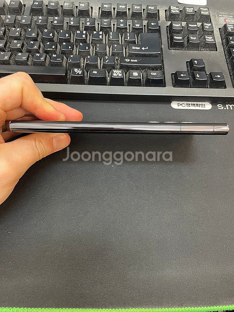 갤럭시S22울트라 블랙 256GB 상태좋은 중고35만팝...--6