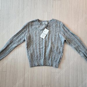 미쏘 라운드 넥 풀오버 S
