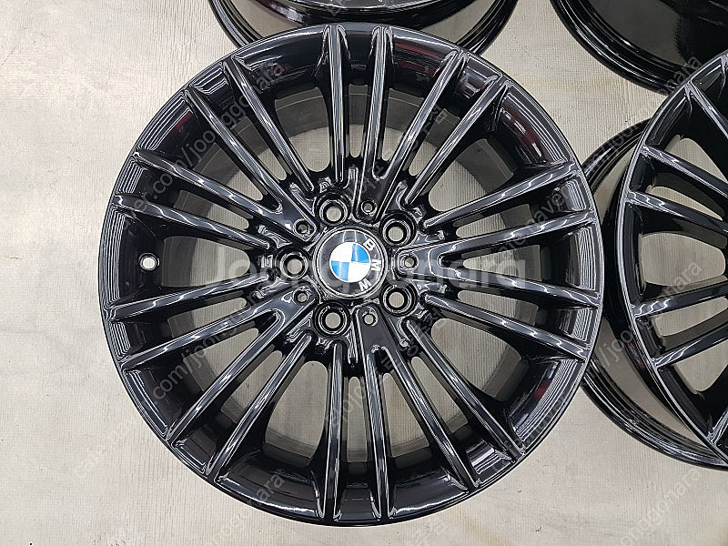 [판매]17인치 순정정품(중고)휠 BMW5시리즈 F10...--5