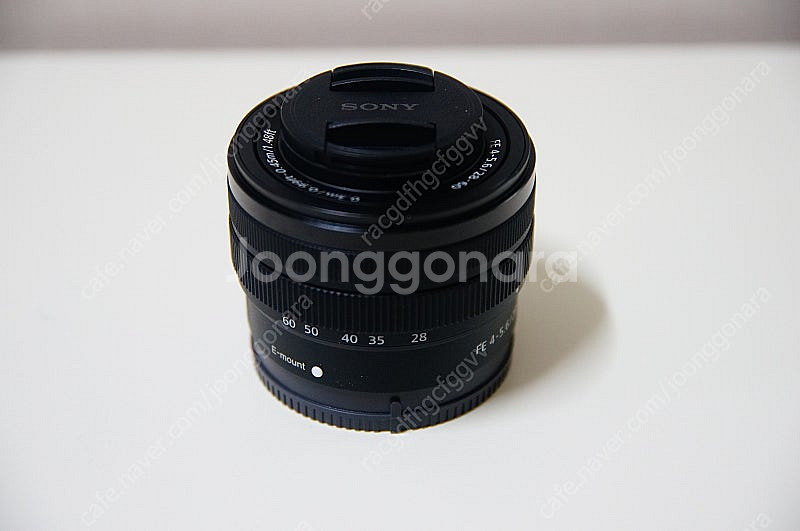 소니 풀프레임용 FE 28-60mm 표준렌즈팝니다.--1