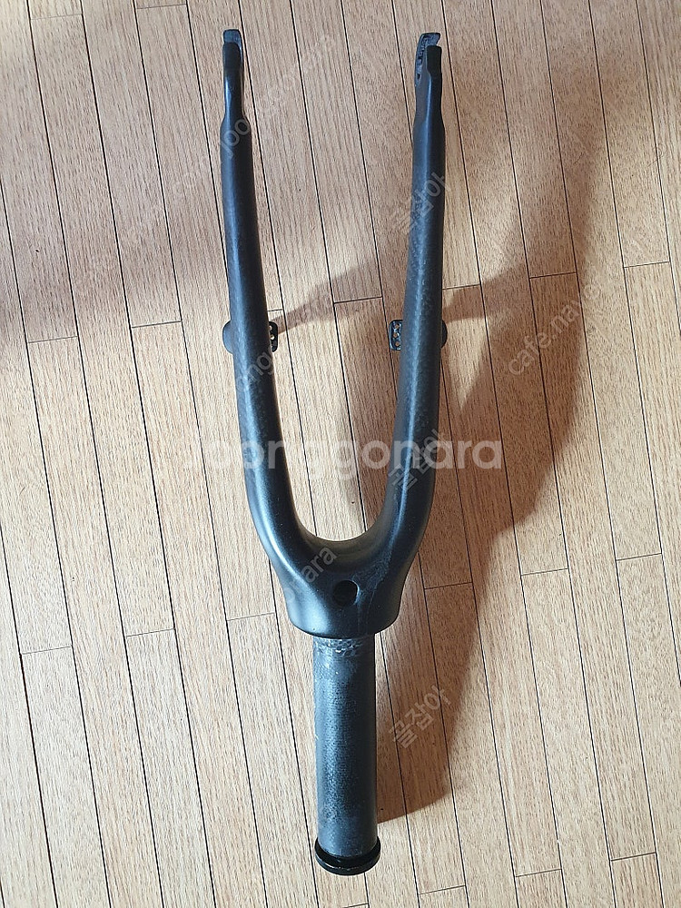 16인치305사이즈 카본포크 접이식자전거용 V브레이크 (허브사이즈74미리, 스티어러길이111미리)판매합니다(장착대왕...--1