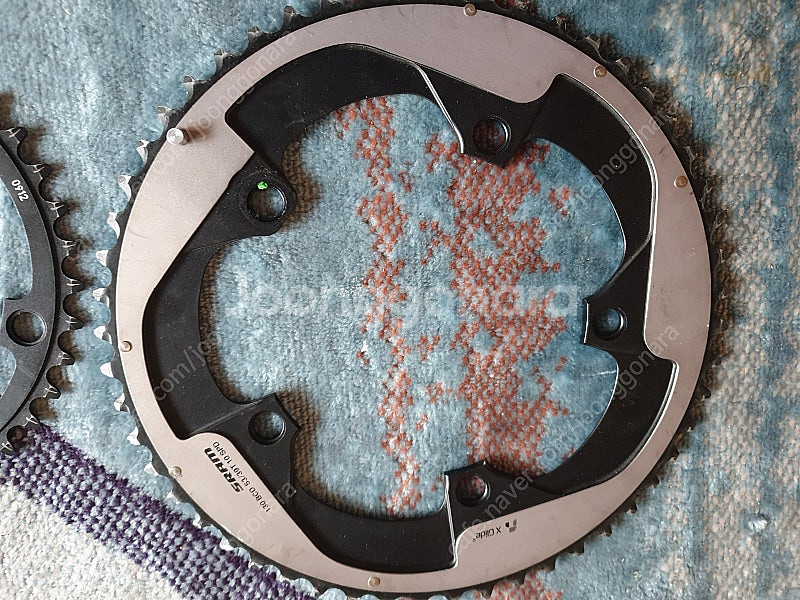 스램 레드22(sram red22) 체인링 (bcd130 53-39t)(히든볼트방식) 판매합니다--2