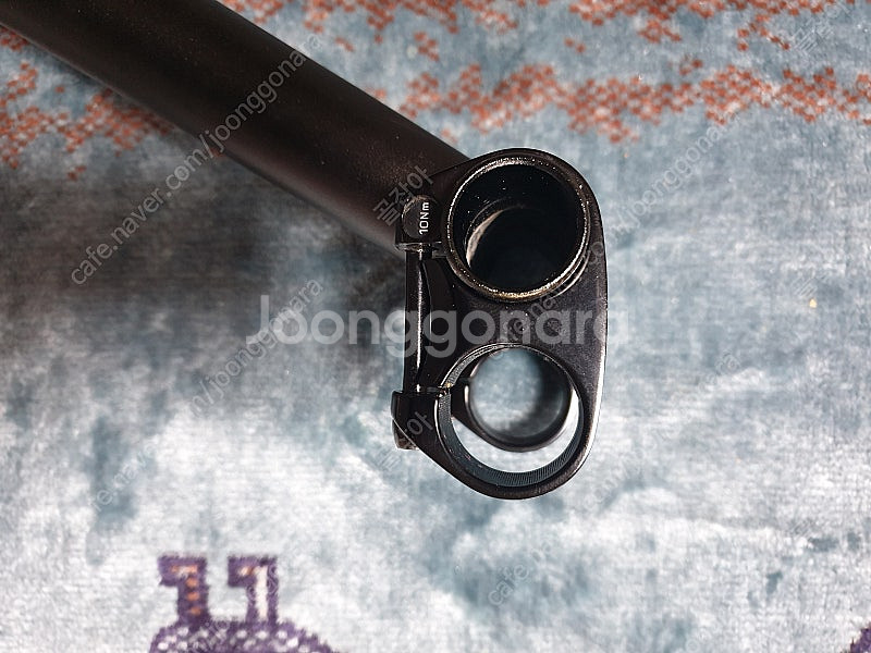 다혼 T형(오른쪽으로 접힘)검정색 핸들포스트(길이 370mm, 각도 12도)및 다혼순정 가변스템 판매합니다--3