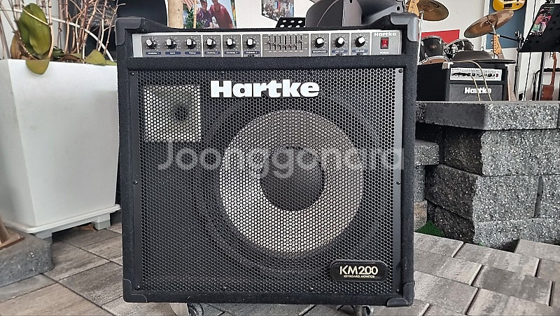 하케 KM200 엠프 키보드용 판매합니다 45만--2