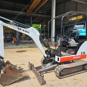 밥캣 E16 2013년식 가동1900 버켓3종 1.6톤급 미니 중고굴삭기 미니016