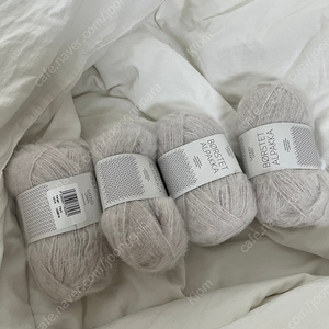 산네스간 보스텟 알파카 1014 화이트그레이 4볼 택포 42000원