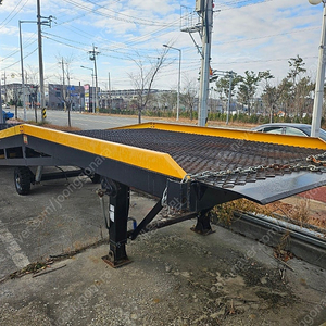 이동식 컨테이너 도크