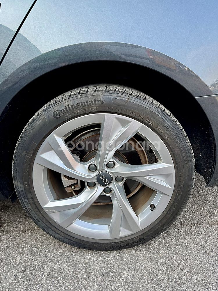 아우디 a4 B9.5 18인치 휠 pcd112--2