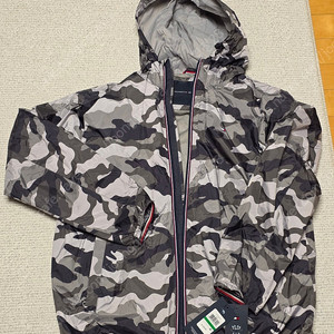 Tommy Hilfiger 타미 힐피거 남성용 경량 액티브 워터 레지스턴스 후드 레인 재킷 네이비, 그레이 카모 L 사이즈 신품
