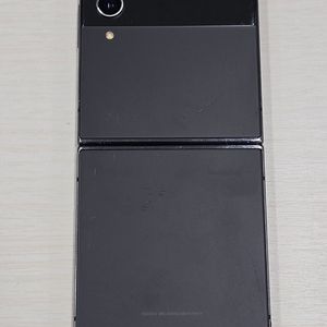 갤럭시 Z플립4 블랙색상 256용량 가성비좋은 꿀매물 단말기 15만 판매합니다