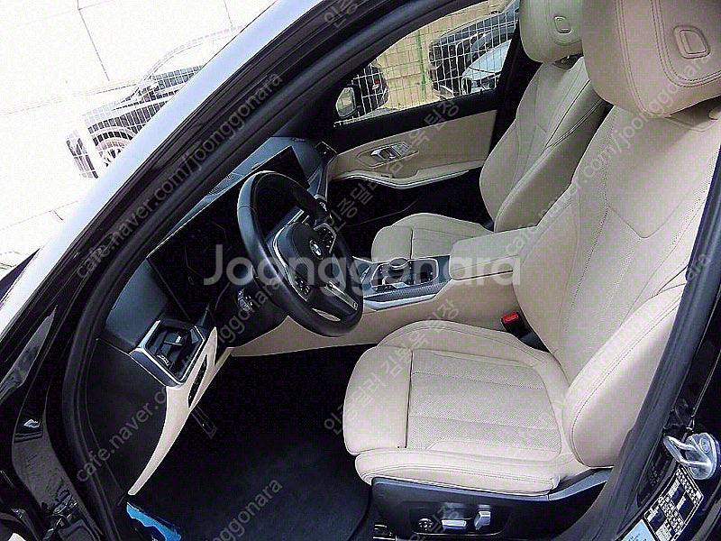 BMW 3시리즈 중고 BMW 중고 BMW 3시리즈 중고차 할부가능 검정색 2023년식 26,074km 320i M ...--5