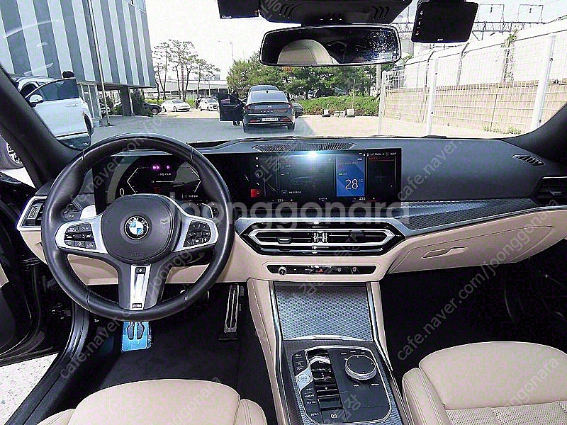 BMW 3시리즈 중고 BMW 중고 BMW 3시리즈 중고차 할부가능 검정색 2023년식 26,074km 320i M ...--7