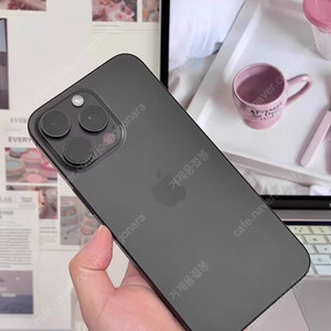아이폰 자급제 15promax 512GB 블랙 팝니다