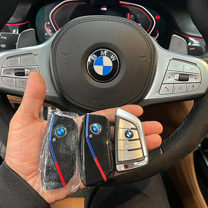 BMW X1, X3, X5, X7, i4, M3, 1/3/5시리즈 E/F/G바디 차량키 분실 후 현장출동 여유분 키 추가 제작 복사
