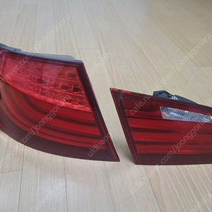 BMW F10 전기형 테일램프 1대분입니다