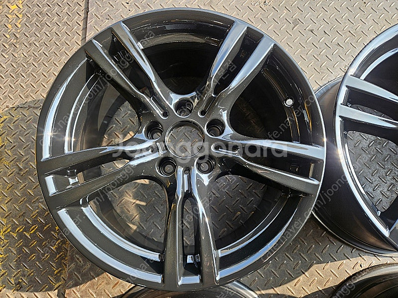 18인치 BMW F30 3시리즈 400M 유광블랙 정품...--1